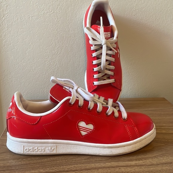 limited addition red Valentines Stan Smith adidas - Picture 3 of 4